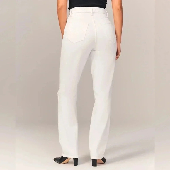 NWT Abercrombie & Fitch• Curve love ultra high rise 90’s straight jean plus size - Picture 2 of 7